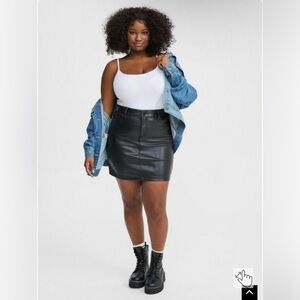 NWT Torrid Mini PU 5 Pocket Black Faux Leather Mini Skirt- Size 20
